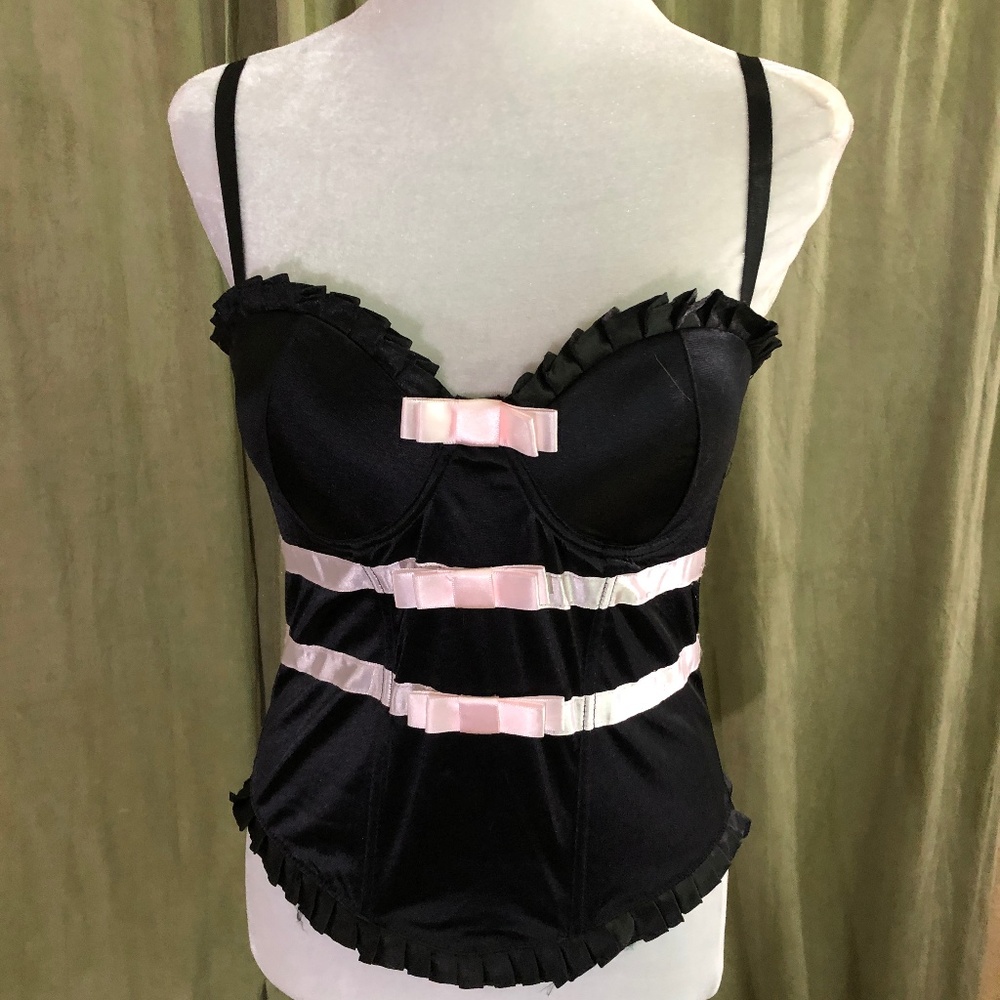 💟💟 Hot Topic  Low Back Bustier 💟💟